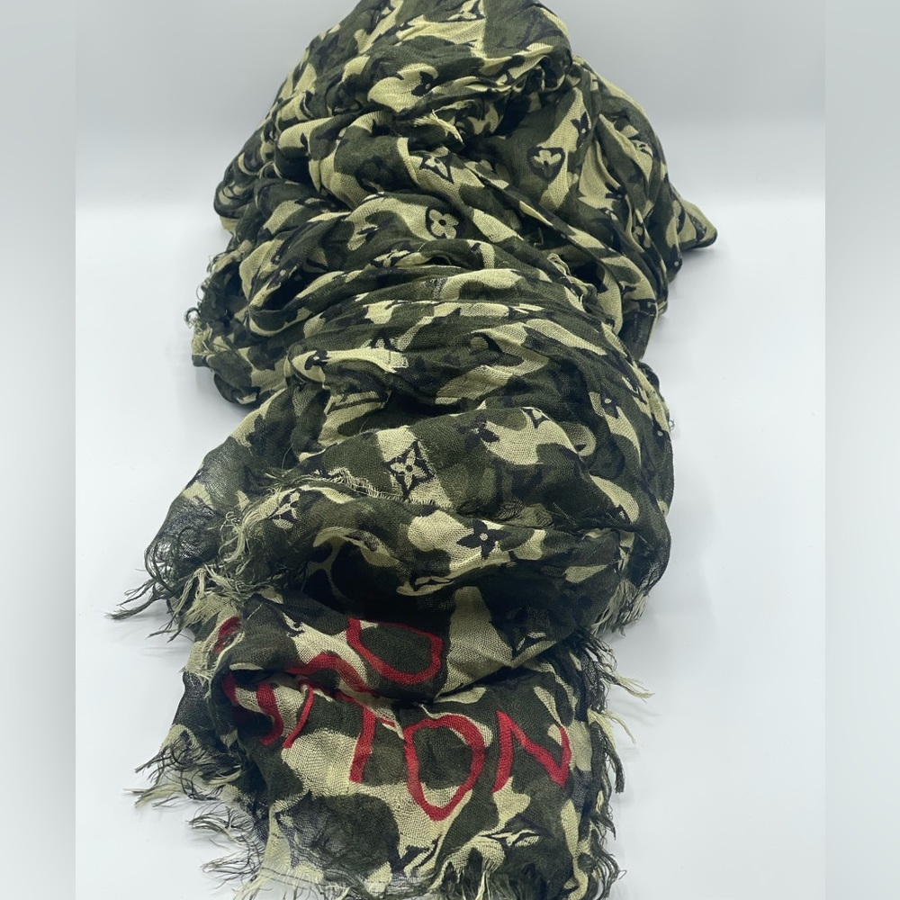 Louis Vuitton x Takashi Murakami Monogramouflage Scarf Wrap Limited Edition Rare